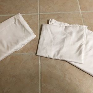 2 pillow covers size Queen pillow 20x30 and sheet